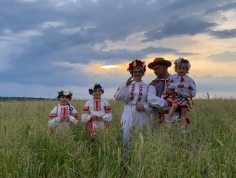 'Всегда неразлучны и настроены на победу'. Семья Скорб представляет Гродненщину в финале республиканского конкурса 'Властелин села'