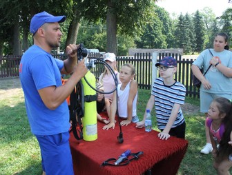 Воспитанники лагеря «Смена» Мостовского районного центра творчества детей и молодёжи посетили спасательную станцию