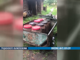 Двести литров самогона плюс две тонны браги. В Гродненской области выявлены два очага самоговарения