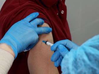 Будьте в курсе. С 22 ноября в Мостах начали работу два дополнительных пункта вакцинации от COVID-19