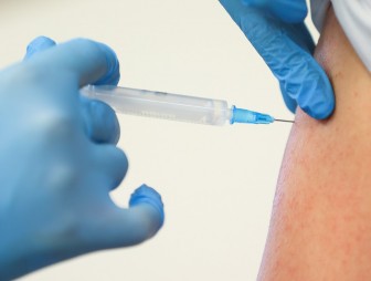 В Гродненской области первым компонентом вакцины привиты 42% жителей