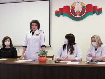 В Мостовской ЦРБ состоялось заседание круглого стола по оказанию  помощи семьям, воспитывающим детей-инвалидов