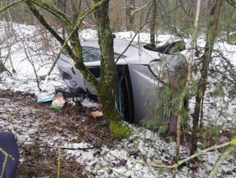 Авария под Гродно: автомобиль снесло в кювет, пассажиры и водитель госпитализированы