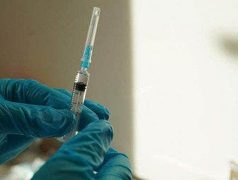Единую вакцину от гриппа и коронавируса Россия представит в 2022 году