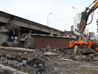 В Минске обрушилась пешеходная часть моста через ул.Немига. Что известно к этому часу?
