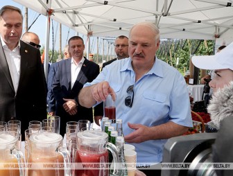 Лукашенко: чувствую, как стонет страна, напряжение жуткое в хорошем смысле слова