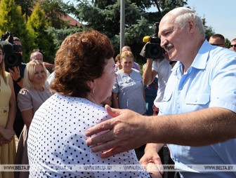 Лукашенко после посещения хозяйства в Квасовке: 'Это лучшее, что есть в стране. Так должно быть везде'