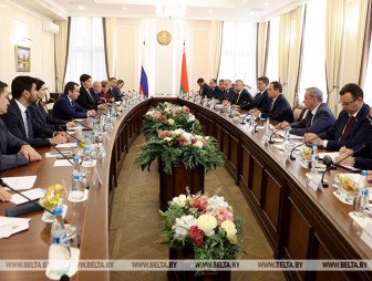 Поставки техники, продбезопасность: Головченко о планах сотрудничества с Мурманской областью