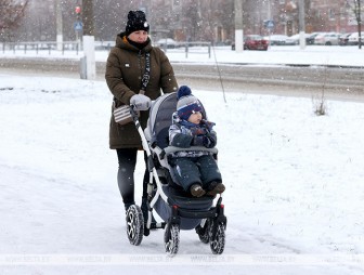 Пособия по уходу за ребенком в возрасте до трех лет увеличатся с 1 февраля