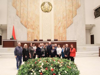 Ветераны Мостовщины совершили поездку в Минск
