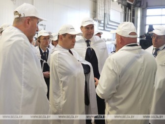 Головченко посетил завод 'Праймилк' в Щучине