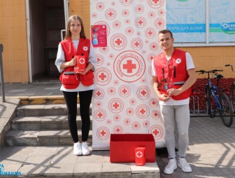 Наполним «рюкзак мечты»: Мостовская районная организация Красного Креста помогает собрать детей в школу