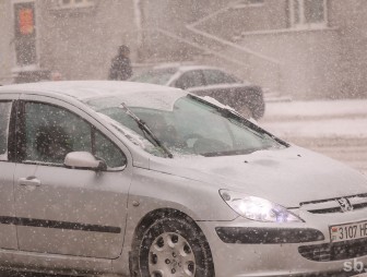 С 1 декабря водители в Беларуси должны использовать зимние шины на автомобилях