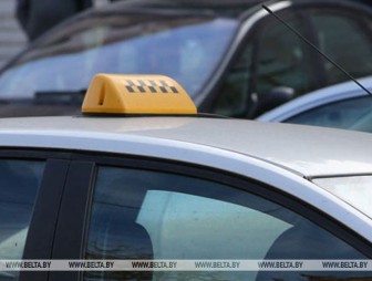МНС разъяснило, что изменится с 1 ноября для физлиц и ИП - участников рынка такси