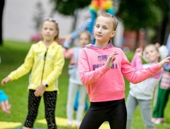 Мостовский районный центр творчества детей и молодежи приглашает ребят провести лето разнообразно и с пользой