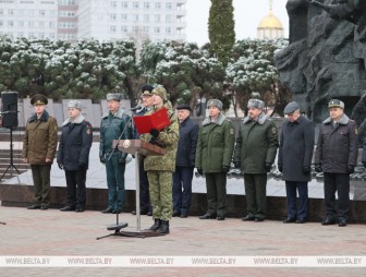 Торжественно и эмоционально. Более 200 новобранцев Гродненской погрангруппы приняли военную присягу