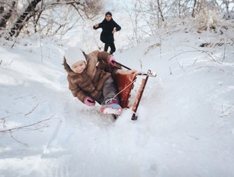 КАК УБЕРЕЧЬ РЕБЕНКА ОТ ТРАВМ ЗИМОЙ?