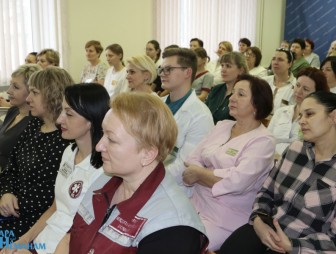 Какой путь прошла медицина за 30 лет, обсуждали в Мостовской ЦРБ на встрече с председателем Гродненского областного объединения профсоюзов Виктором Лисковичем