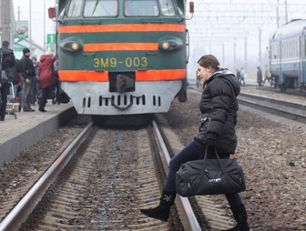 Берегитесь вора как в личной жизни, так при передвижении железнодорожным транспортом. Соблюдайте меры безопасности при пользовании железнодорожным транспортом