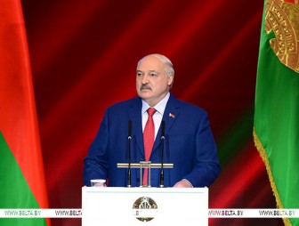 О 'не формальной' памяти, войне за умы и сердца и молниеносном ответе агрессору. Откровенная речь Лукашенко в канун 80-летия Победы