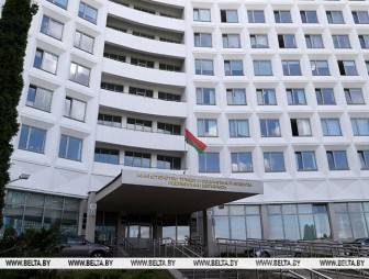 Минтруда: с 1 июля социальные выплаты перечисляются только на базовый счет