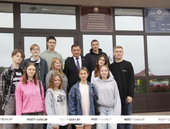 У вас так много интересного! Дети из Калининградской области России отдыхают и знакомятся с достопримечательностями Мостовского района
