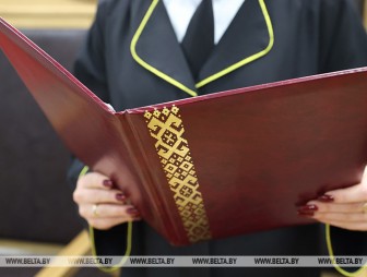 Более 300 человек в первом полугодии осуждено за коррупцию