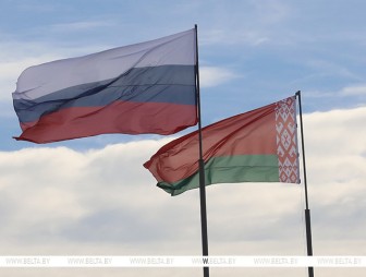 Лукашенко: поставить на колени Беларусь и Россию никому не удастся