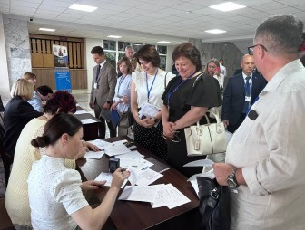 Сегодня в Мостах проходит Съезд малых городов Гродненской области Республики Беларусь и Нижегородской области Российской Федерации.