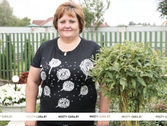 Две сотки … красоты и уюта: как староста агрогородка Лунно Светлана Сырель подаёт пример односельчанам в благоустройстве своих дворов