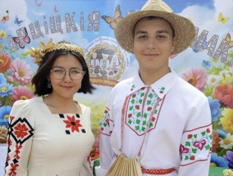 Смачна, весела, цікава – як у аграгарадку Харціца Мастоўскага раёна прайшло брэндавае свята “Народныя прысмакі”