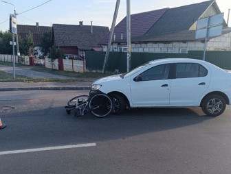 Несовершеннолетний велосипедист пострадал в ДТП в Мостах