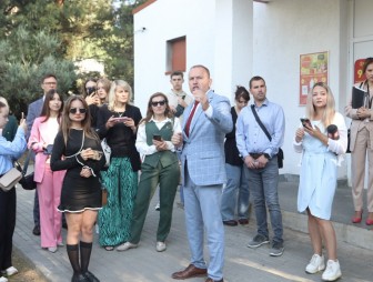 Губернатор Гродненской области Юрий Караев ответил на вопросы в Свислочском районе
