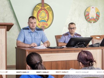 На путь исправления ‒ ради детей: о чём беседовали прокурор Мостовского района и бывшие асоциальные элементы