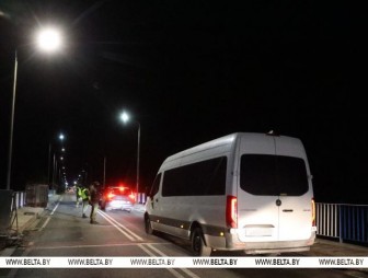 Польша открыла границу с Беларусью и начала пропускать транспорт на свою территорию