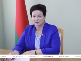 Владеть ситуацией на местах – парламентарий Надежда Хальцова на этой неделе работала в избирательном округе