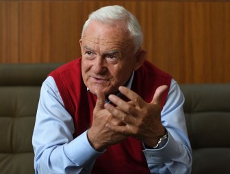Экс-премьер Польши раскритиковал надпись на месте гибели поляков от украинской ракеты