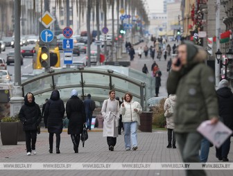 'Революции не совершаются за деньги'. По каким законам развивается человеческое общество, рассказал историк