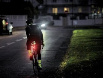 Триколор безопасности: ГАИ усилит контроль за движением велосипедистов в тёмное время суток