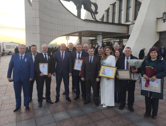 Мостовчане – среди награждённых аграриев области