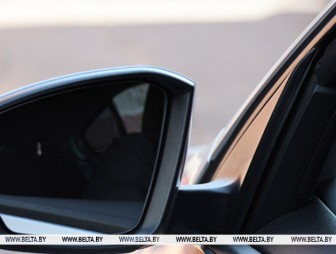 'Ожидайте обманчивости покрытия'. В ГАИ дали рекомендации по вождению при температурных качелях