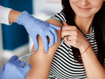 Подготовьтесь к встрече с гриппом! Сделайте прививку!