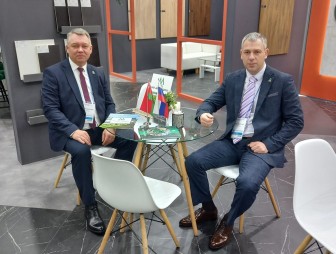 Представители ОАО «Мостовдрев» приняли участие в Международной выставке «Мебель-2025» в Москве