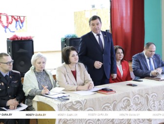 В центре внимания районной власти – аспекты жизнедеятельности населения агрогородка Дубно