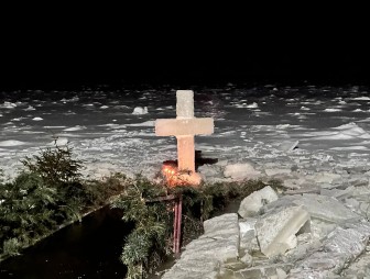 Крещенские морозы не испугали тех, кто сегодня готовился к окунанию в прорубь