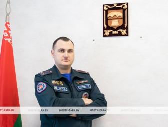 По долгу службы готовы ко всему: перед Днём спасателя побеседовали с начальником Мостовского РОЧС Алексеем Чуриком