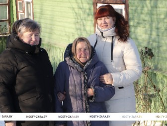 «Она наш ангел-хранитель» – подопечные Марины Свистун благодарны своему соцработнику за заботу, внимание и участие