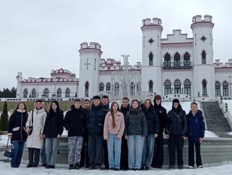 Косаўскі замак сустракаў рагозніцкіх школьнікаў