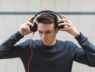 Влияние наушников на слух