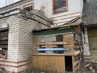 Прокуратура Мостовского района потребовала ограничить доступ к объектам, представляющим опасность для жизни и здоровья граждан